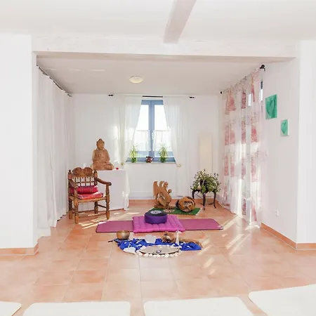 Villa Michelbach With Garden For Families * Schotten