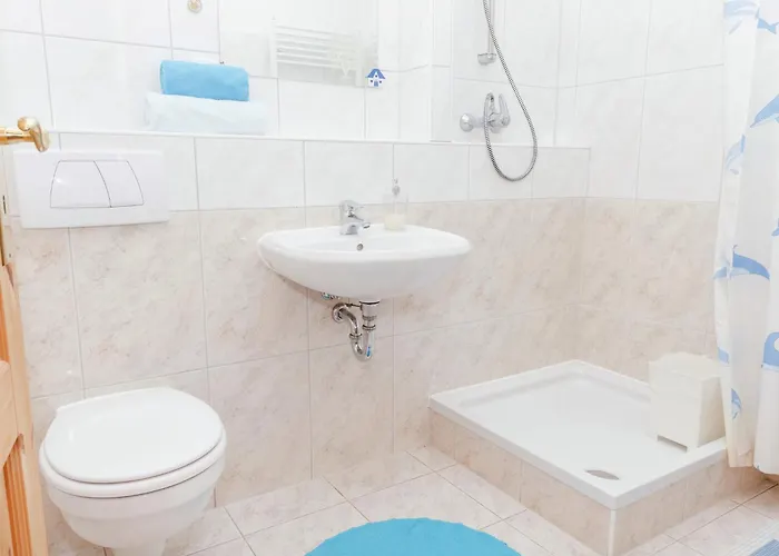 Mit Sauna Und Garten Villa Schotten